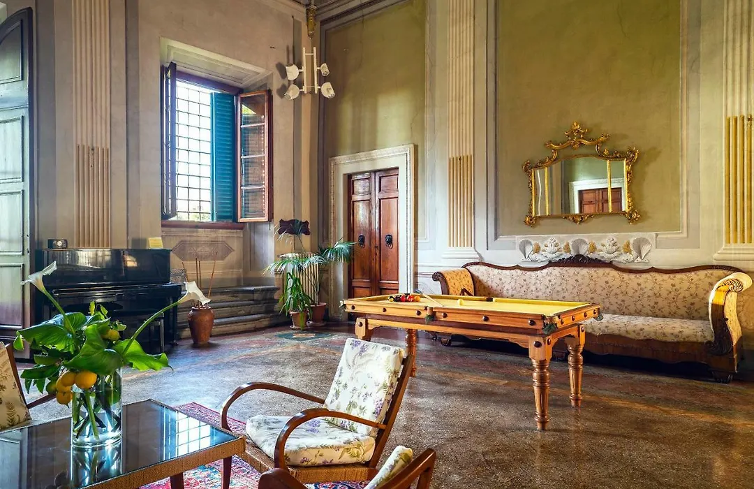 Torre Dei Lari Residenza D'Epoca-1